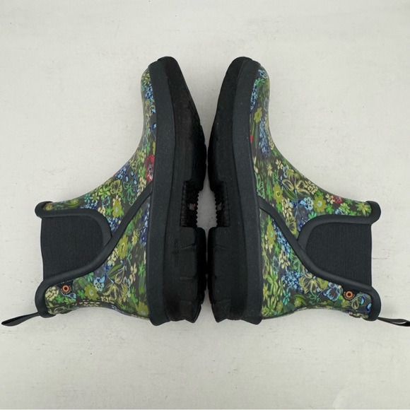 Bogs Amelia Winter Waterproof Rain Chelsea Boots Gray Floral Print Size 6 - Picture 5 of 9